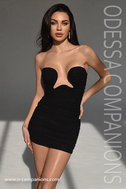 violetta, 22 YEARS
www.o-companions.com